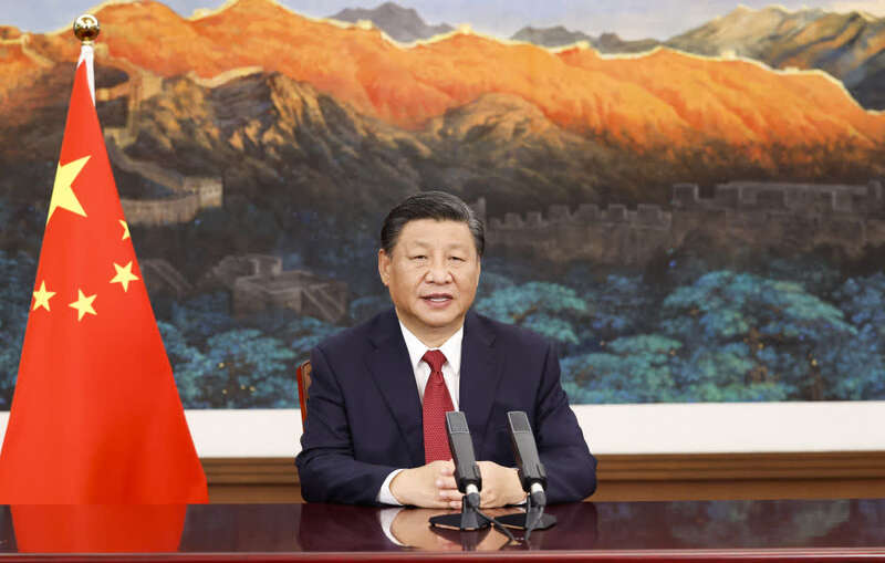 晚高峰的城市脉动:下班路上的温度与忙碌