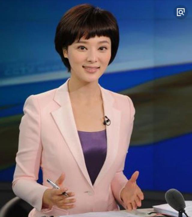晨光中的第一杯资讯：早间新闻如何重塑城市人的晨间节奏